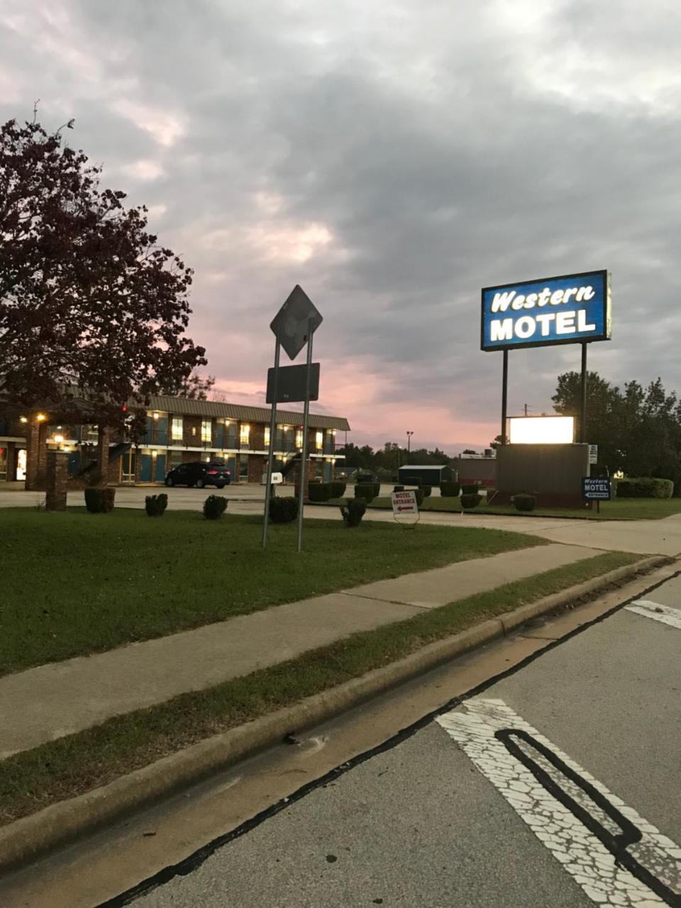 Western Motel Brinson Crossing Exteriör bild